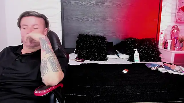 inkedsinners_ webcam