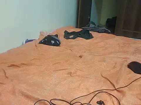 wet_xxxjude webcam