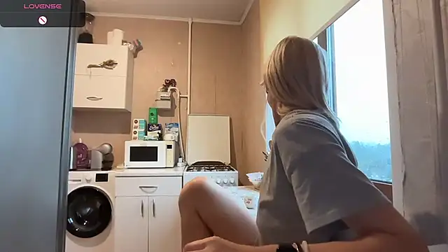 AngelJeni live cam on StripChat