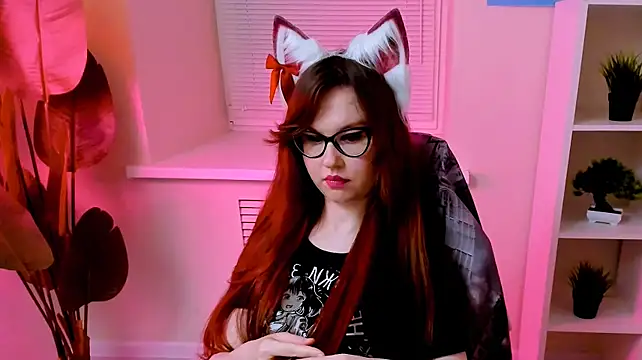 CarolGiggly live cam on StripChat