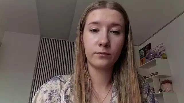 MerrileeReisser live cam on StripChat