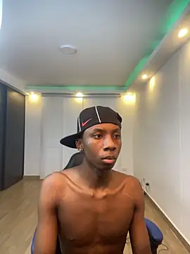 milo018 webcam