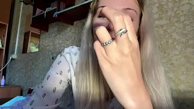 LynnMontiel webcam