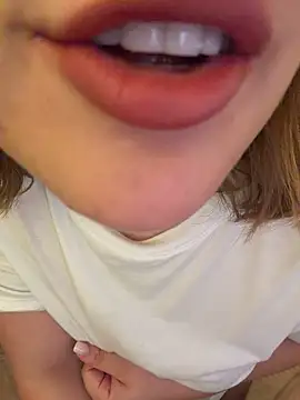 Megan_lu2 webcam