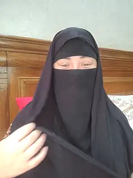 Bisan_sexy live cam on StripChat