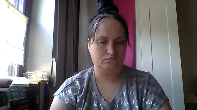 _squirty_cum_lady_ live cam on StripChat