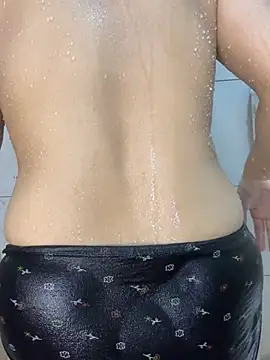 miss_aaashikaa webcam