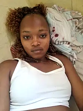lucia112 webcam