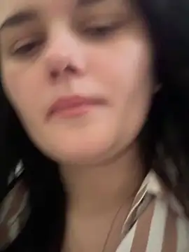 ValeWillow29 live cam on StripChat