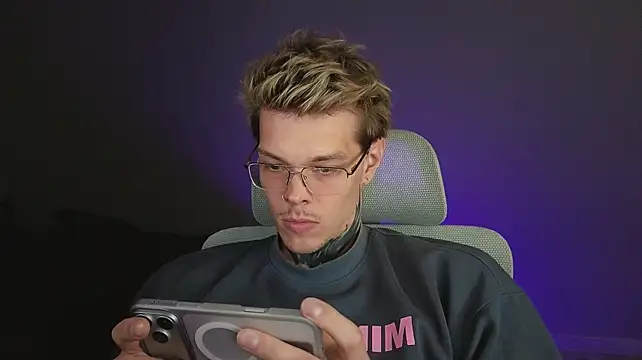 DENIS_HERE