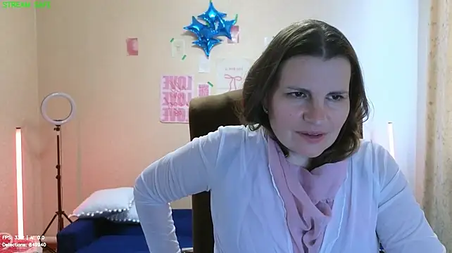Mirabelle_Velvet