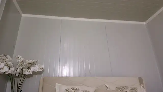 MyaJenson webcam