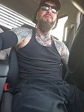 Beardedtattood webcam