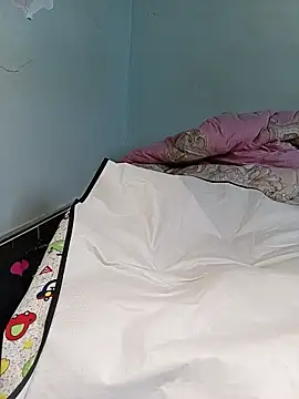 Petite_Nana
