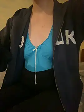KittieCreme webcam