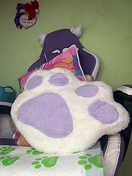KattalellaGomez webcam