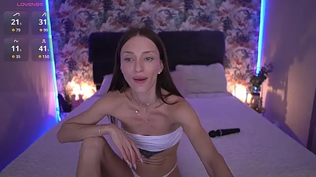 Alice_Arwen webcam