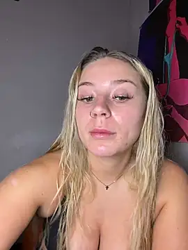 SalemAlexiss webcam