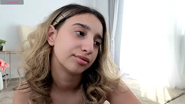 JullyFox webcam
