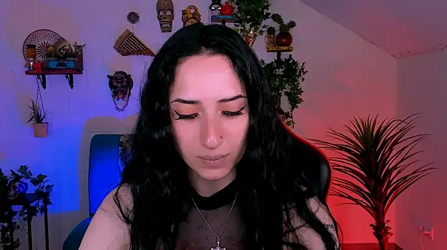 MonicaLowes webcam