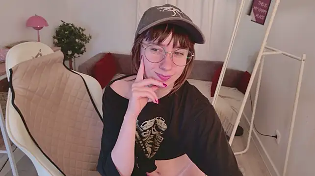Naomi_Evermore webcam