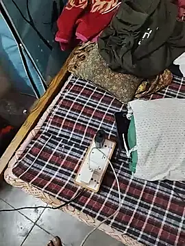 deshicouplegirl webcam
