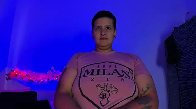 MooncutieX webcam