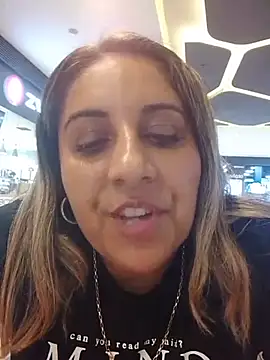 Antoniasweety webcam