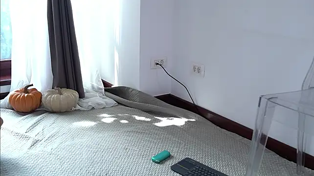 TheMaddisonShow_ webcam