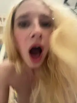 michelle_lovique live sex cam