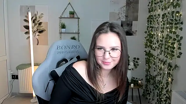 Regina_cute_ webcam