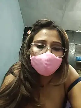 hot_laxmi2 webcam
