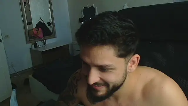 TroyWadee webcam