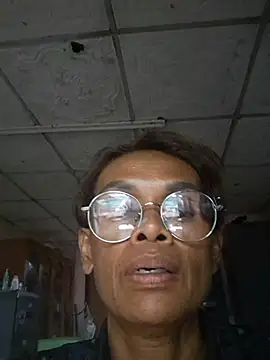 sexynoty69 webcam