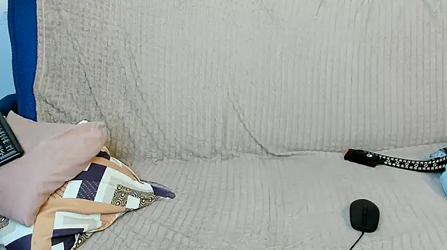 Arrogant_Eli webcam