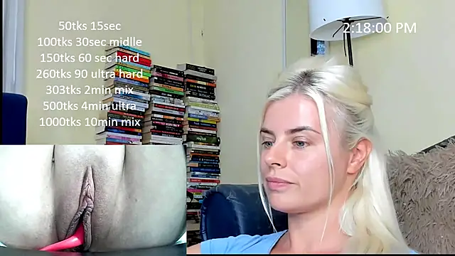 queenofthenighttt webcam