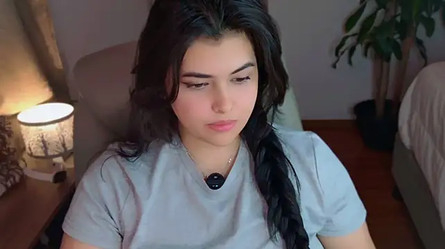 Nannicutee webcam