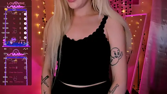 AnyaTaylor_ webcam
