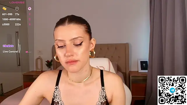 Skinny_Alice webcam