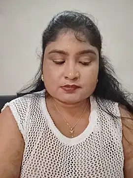 hornyriyanka