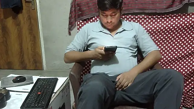 Av1994 live cam on StripChat