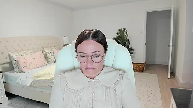 Vika73 webcam
