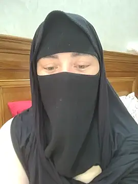 Bisan_sexy live cam on StripChat