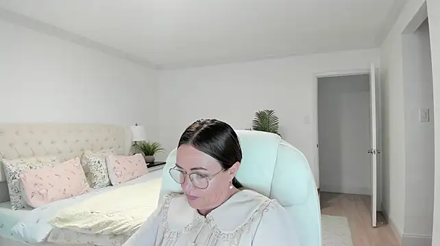 Vika73 webcam