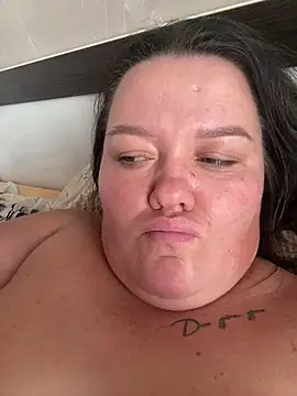 SunnyLeila2101 webcam
