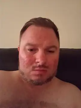 jaygirthy36 (Ask my age) - Wank and cum live 💦😈