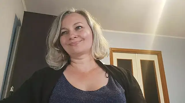 EdithManning webcam