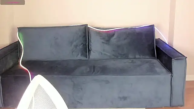 Sophia_Millery webcam