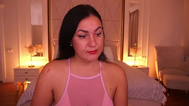 VelvetLuck webcam
