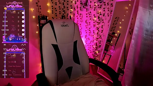 AnyaTaylor_